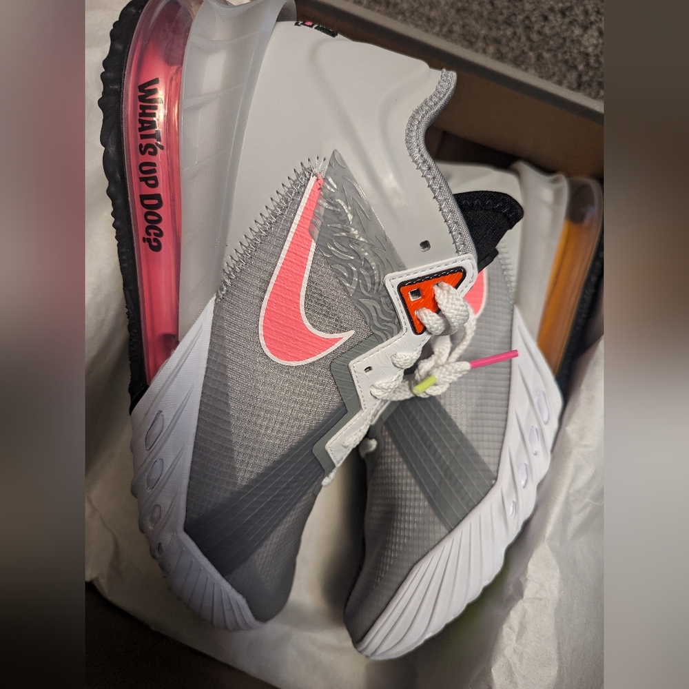 Nike sneakers - Picture 3 of 13
